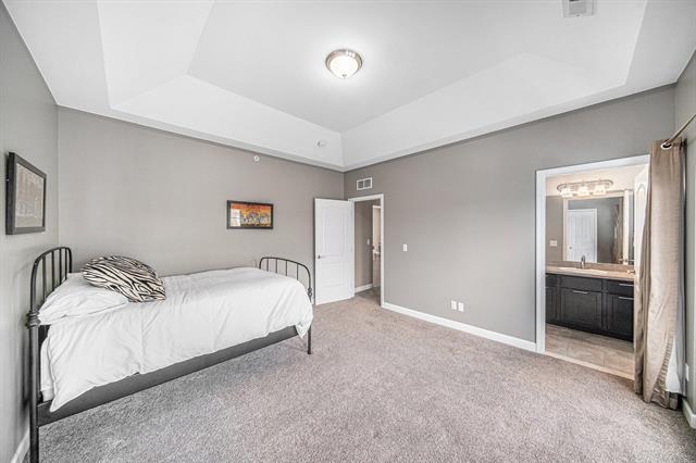 Builiding view thirty two for 5610 Arbor Chase, Ann Arbor, MI. 48103