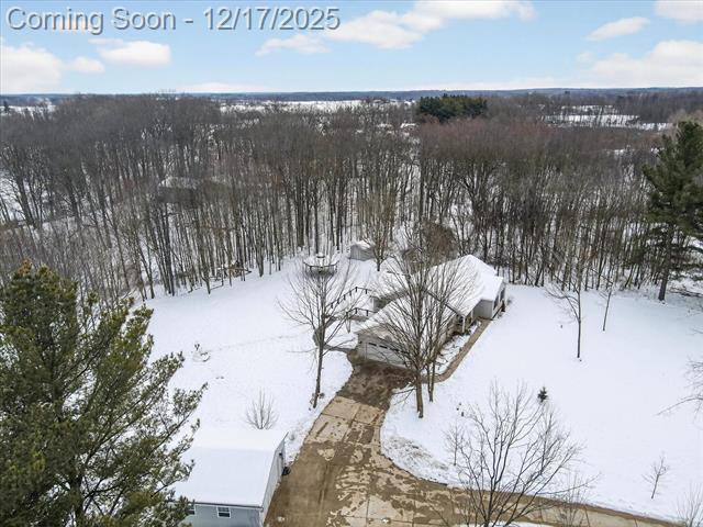 Builiding view sixty four for 1395 Lacey Lake, Charlotte, MI. 48813