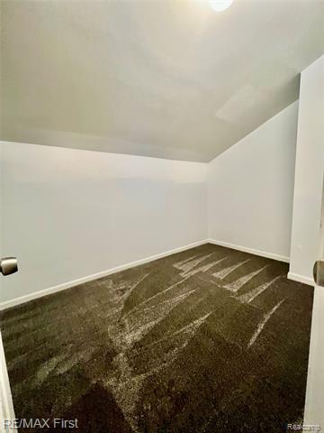 Builiding view twenty nine for 17769 Edloytom, Clinton Township, MI. 48038