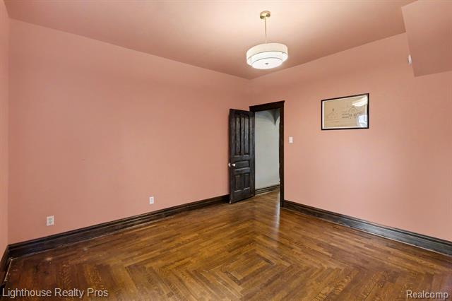Builiding view fourteen for 405 Jefferson, Grand Ledge, MI. 48837