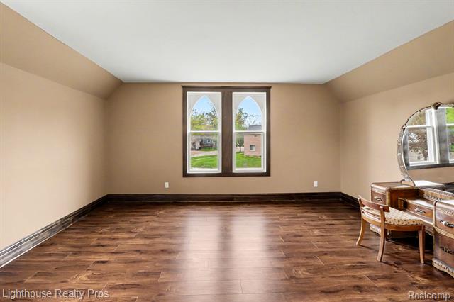 Builiding view twenty four for 405 Jefferson, Grand Ledge, MI. 48837