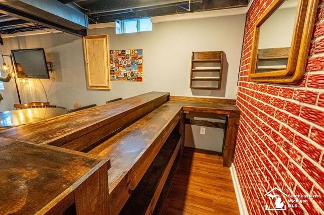 Builiding view eighteen for 835 Henning, Dundee, MI. 48131