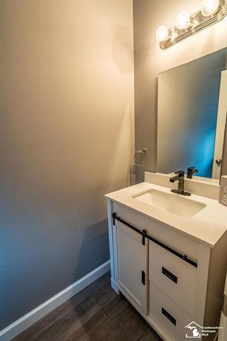 Builiding view fourteen for 835 Henning, Dundee, MI. 48131