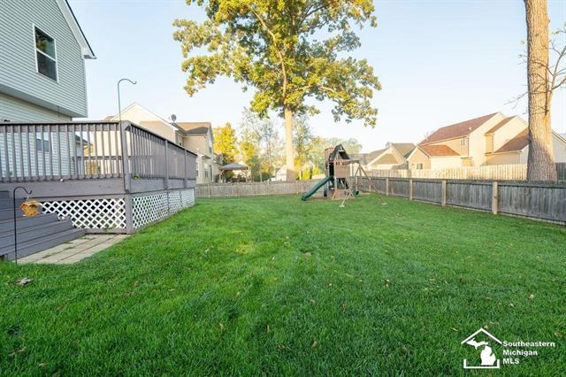 Builiding view thirty three for 835 Henning, Dundee, MI. 48131