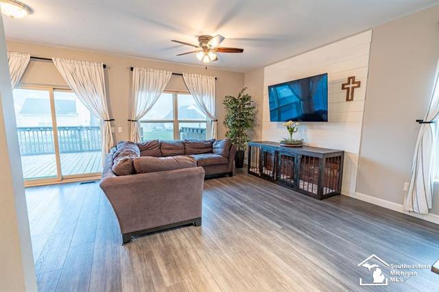 Builiding view three for 835 Henning, Dundee, MI. 48131