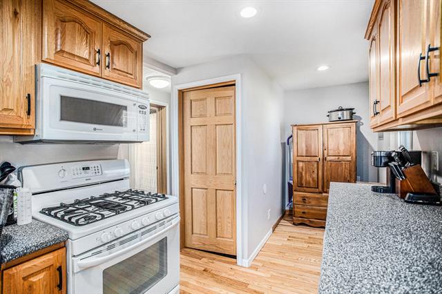 Builiding view seven for 944 Lukesport Rd, Quincy, MI. 49082