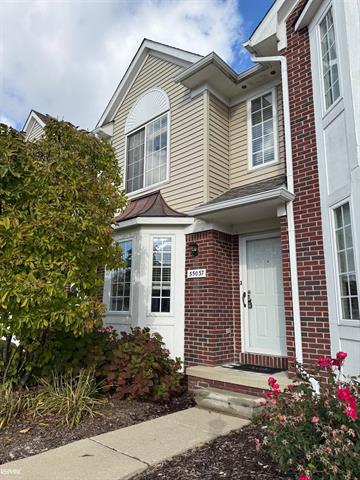 Builiding view two for 35037 Windsor, New Baltimore, MI. 48047