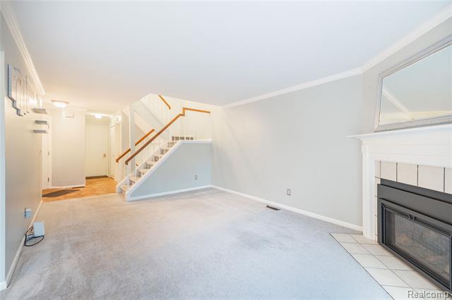 Builiding view nine for 18689 Hilltop, Riverview, MI. 48193