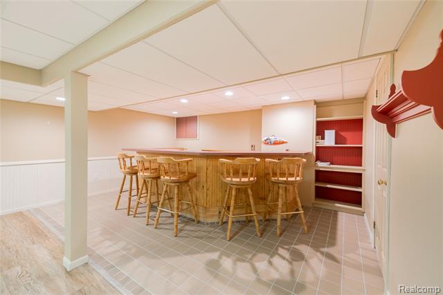 Builiding view thirty one for 18689 Hilltop, Riverview, MI. 48193