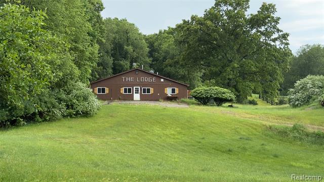 Builiding view forty eight for 2608 Sutton, Metamora, MI. 48455