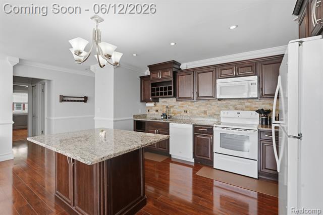 Builiding view six for 701 Maple, Clawson, MI. 48017