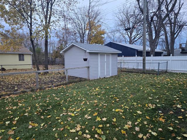 Builiding view twenty five for 1991 Pasadena, Ypsilanti, MI. 48198