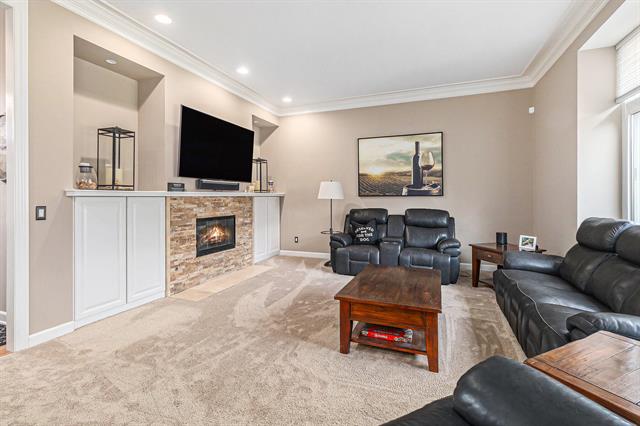 Builiding view five for 4955 Quincy, Saline, MI. 48176