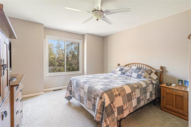 Builiding view seventeen for 4955 Quincy, Saline, MI. 48176