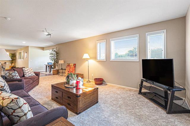 Builiding view twenty three for 4955 Quincy, Saline, MI. 48176