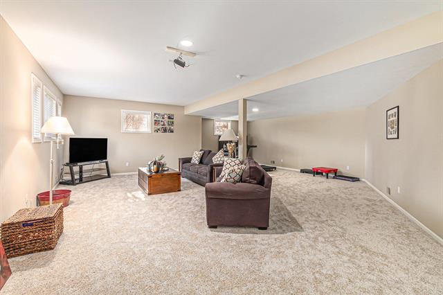 Builiding view twenty two for 4955 Quincy, Saline, MI. 48176