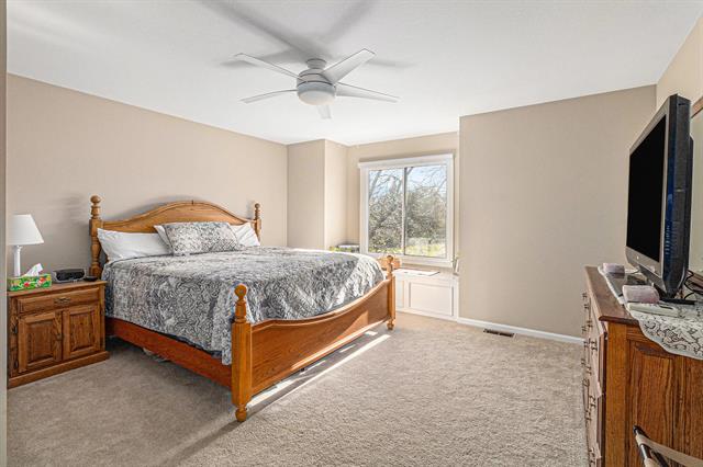 Builiding view twenty for 4955 Quincy, Saline, MI. 48176