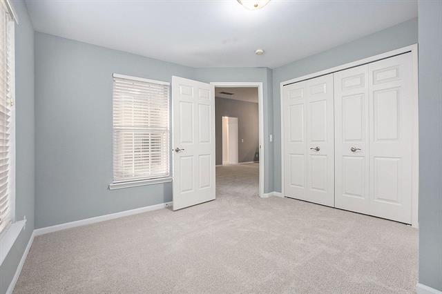 Builiding view fifteen for 2768 Knightsbridge, Ann Arbor, MI. 48105