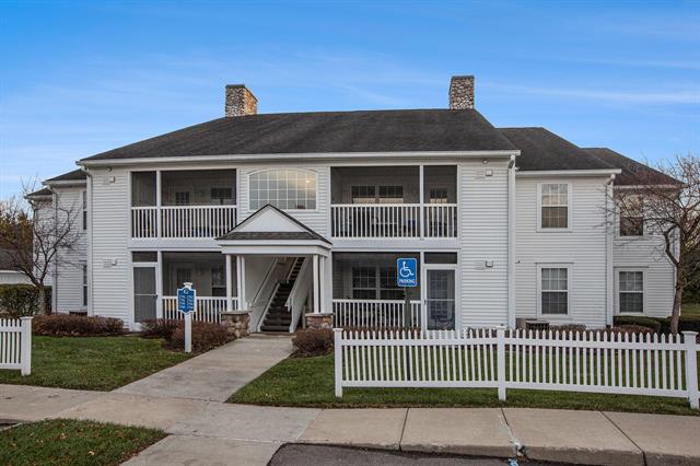 front view for 2768 S Knightsbridge, Ann Arbor, Mi. 48105