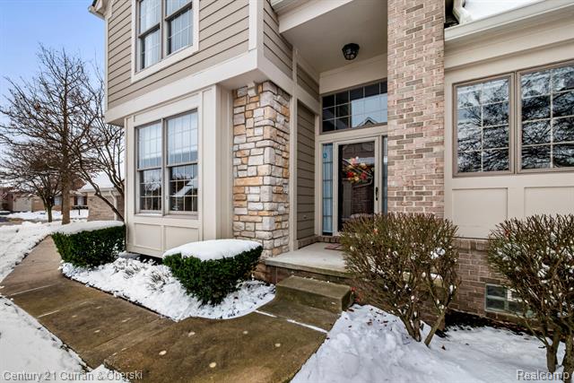 Builiding view five for 16925 Lochmoor Circle East, Northville, MI. 48168