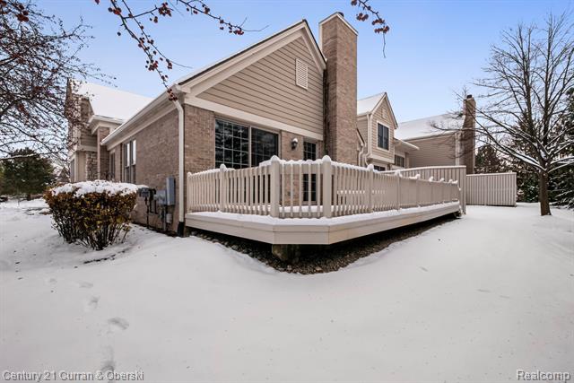 Builiding view forty four for 16925 Lochmoor Circle East, Northville, MI. 48168