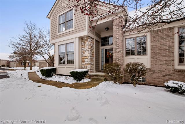 Builiding view one for 16925 Lochmoor Circle East, Northville, MI. 48168