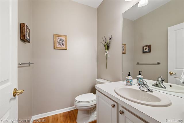 Builiding view thirty two for 16925 Lochmoor Circle East, Northville, MI. 48168