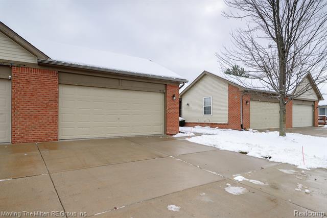 Builiding view thirty four for 1856 Kenwyck, Ypsilanti, MI. 48198