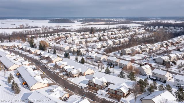 Builiding view thirty nine for 1856 Kenwyck, Ypsilanti, MI. 48198