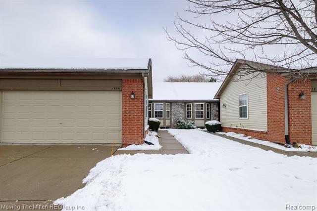 Builiding view thirty three for 1856 Kenwyck, Ypsilanti, MI. 48198