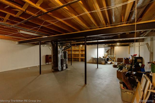 Builiding view twenty four for 1856 Kenwyck, Ypsilanti, MI. 48198