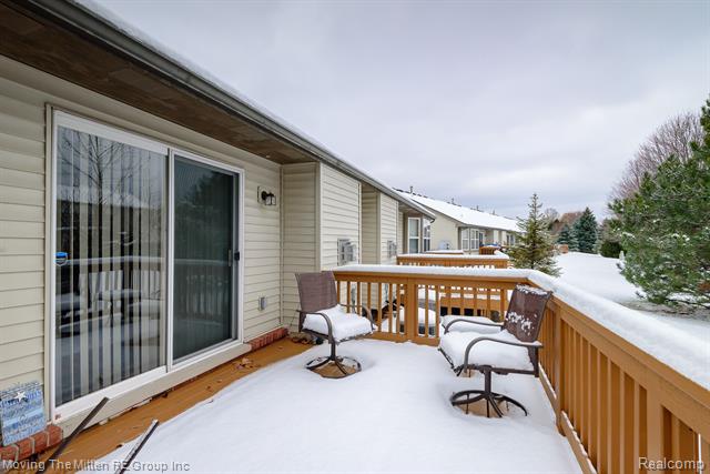 Builiding view twenty seven for 1856 Kenwyck, Ypsilanti, MI. 48198