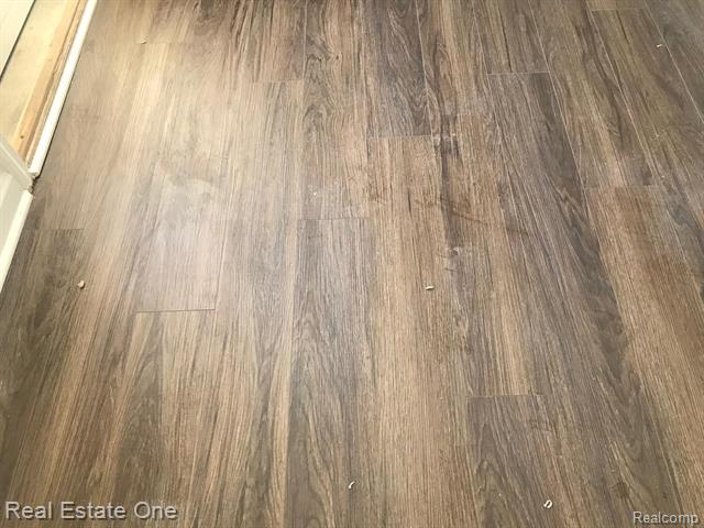 Builiding view three for 28185 Raleigh Crescent, New Baltimore, MI. 48051