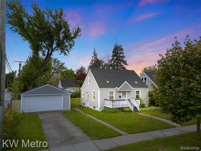 front view for 13631 Kingston St, Oak Park, Mi. 48237