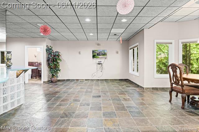 Builiding view fifty six for 34825 Huntington, Farmington, MI. 48331