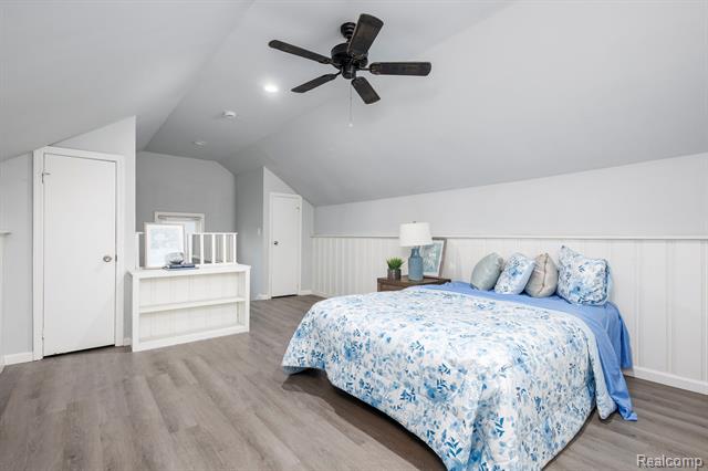 Builiding view twenty for 2108 E 4Th, Royal Oak, MI. 48067