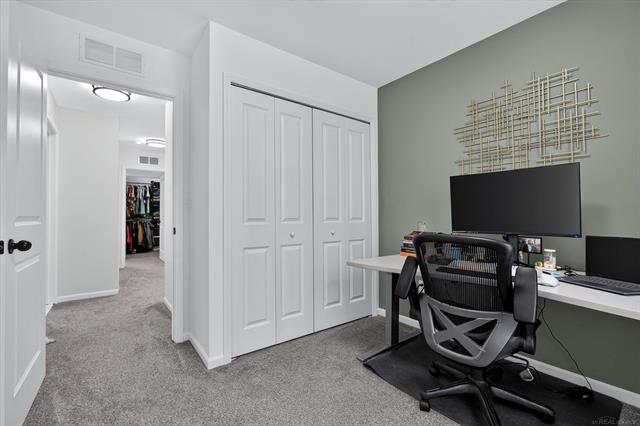Builiding view twenty six for 3981 Trailway Commons, Auburn Hills, MI. 48326