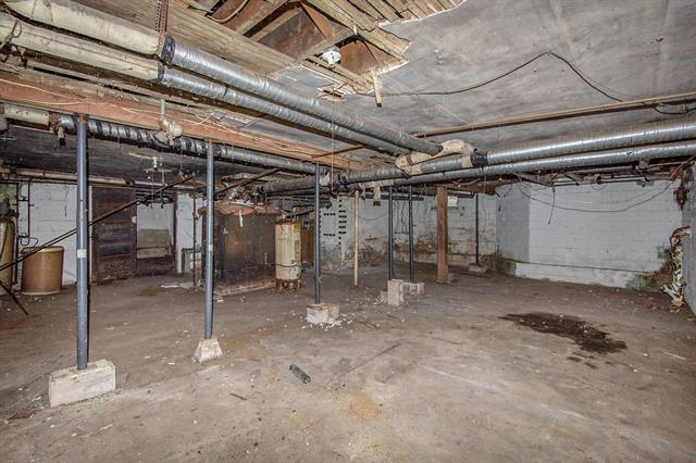 Builiding view forty four for 542 A St, Jackson, MI. 49201