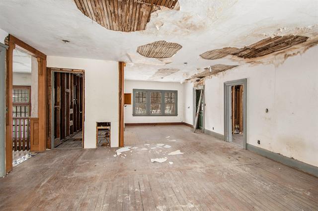 Builiding view thirty two for 542 A St, Jackson, MI. 49201