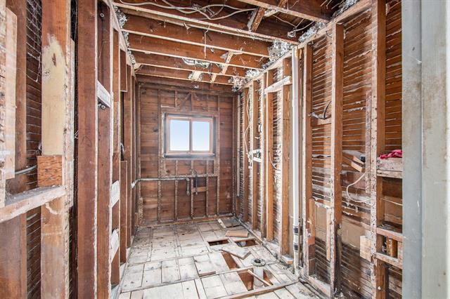 Builiding view twenty six for 542 A St, Jackson, MI. 49201