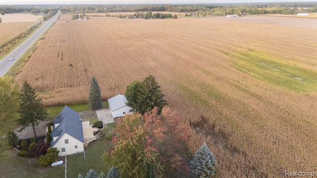 Builiding view forty for 3330 Sheridan, Flushing, MI. 48433