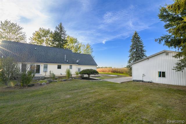 Builiding view nine for 3330 Sheridan, Flushing, MI. 48433