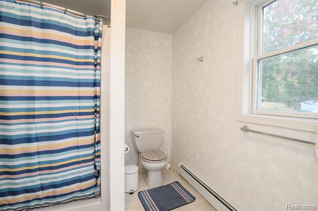 Builiding view twenty five for 3330 Sheridan, Flushing, MI. 48433