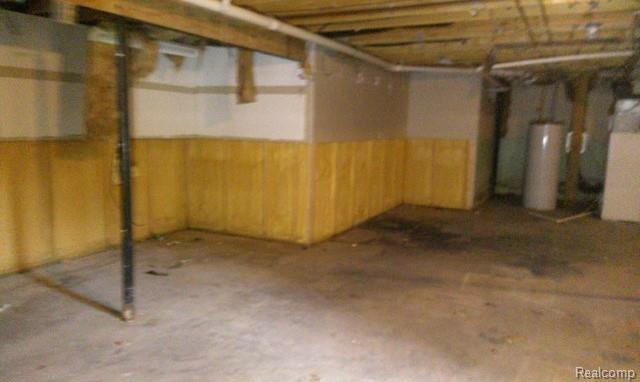 Builiding view eighteen for 561 Elba Rd, Lapeer, MI. 48446
