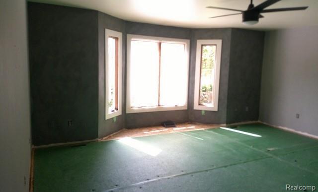 Builiding view fifteen for 561 Elba Rd, Lapeer, MI. 48446