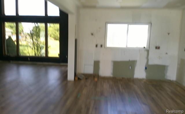 Builiding view seven for 561 Elba Rd, Lapeer, MI. 48446
