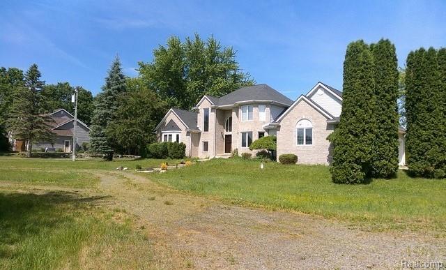 Builiding view three for 561 Elba Rd, Lapeer, MI. 48446