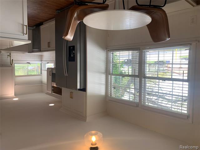 Builiding view nine for 1211 Plymouth, Grand Rapids, MI. 49506