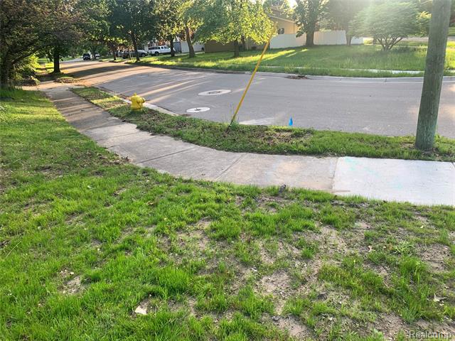 Builiding view sixteen for 1211 Plymouth, Grand Rapids, MI. 49506