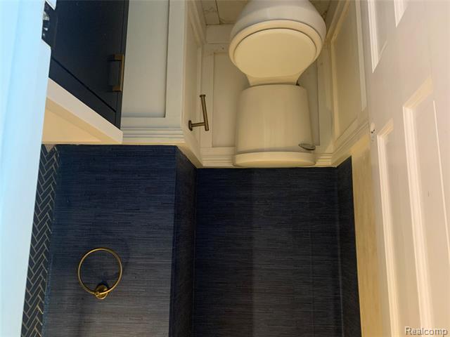 Builiding view twelve for 1211 Plymouth, Grand Rapids, MI. 49506